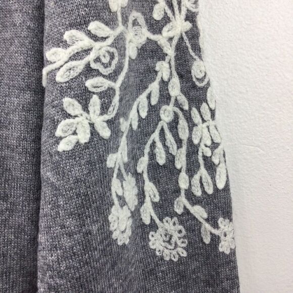 Rain + Rose Angora Embroidered Sweater Gray & White Floral, Size Small - Picture 7 of 8